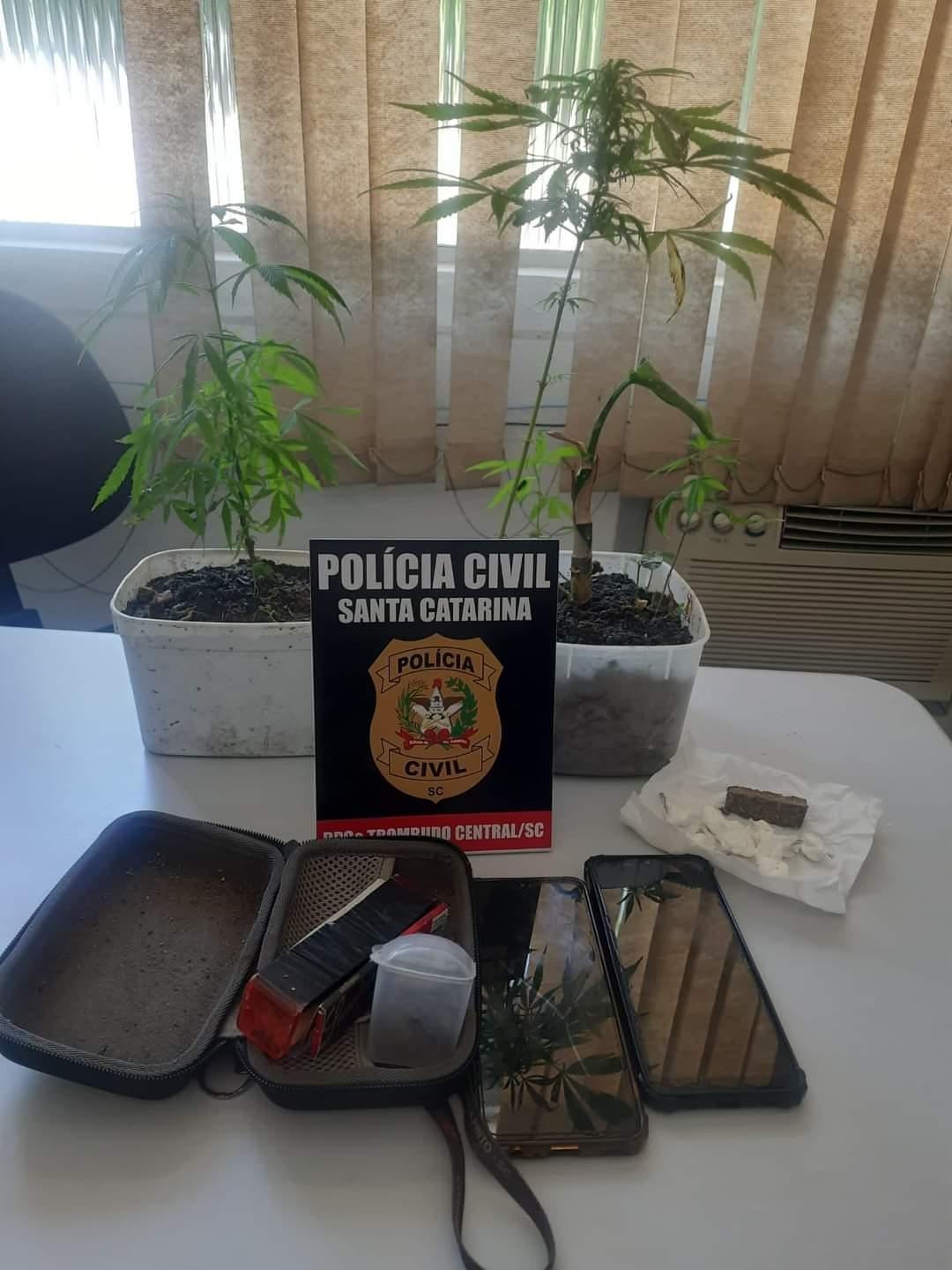 Polícia Civil realiza operação contra o tráfico de drogas