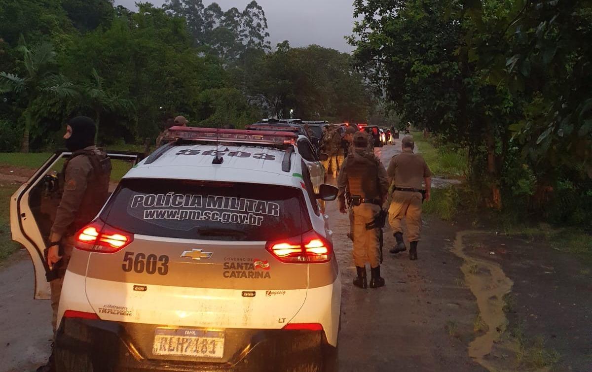 Polícia cumpre mandados de prisão na Reserva Indígena Ibirama-LaKlãnõ