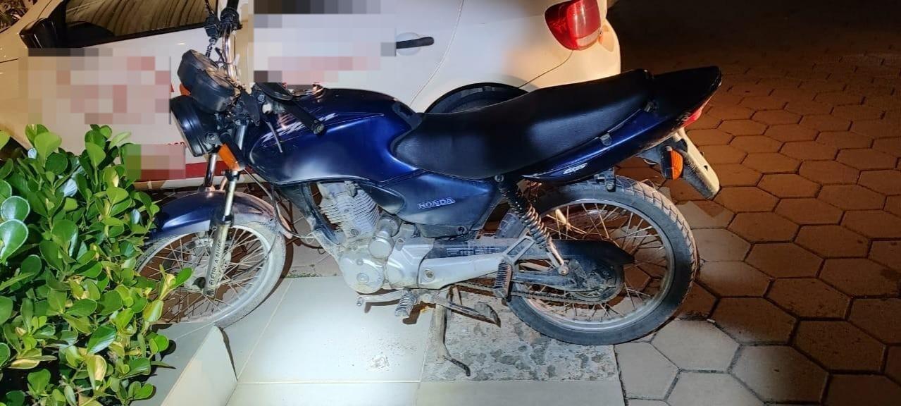 Polícia é chamada por perturbação, mas encontra apenas moto com chassi raspado