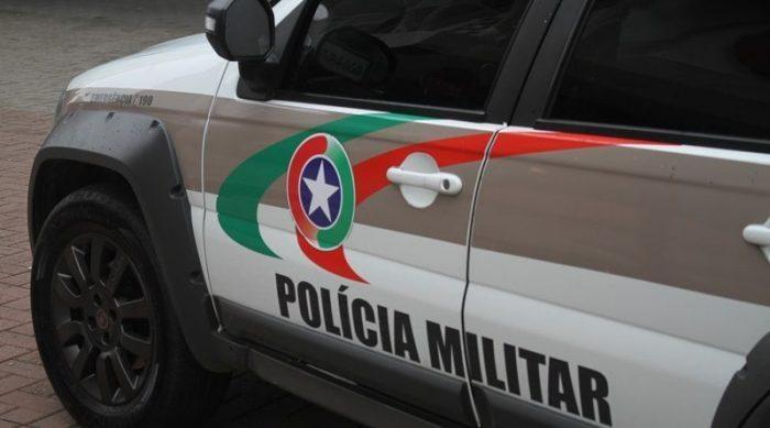 Polícia Militar prende três pessoas por tráfico de drogas no Alto Vale