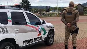Polícia recupera carro furtado em oficina no Alto Vale
