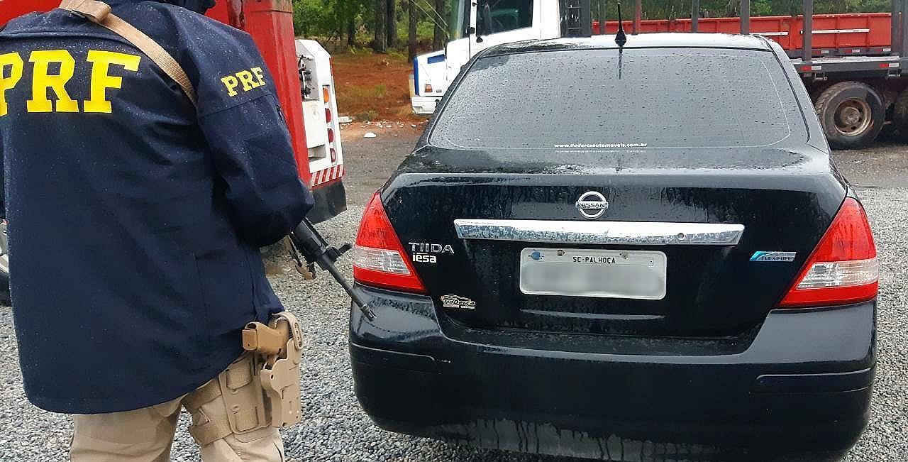 Polícia Rodoviária Federal apreende cocaína na BR 282 em Rancho Queimado