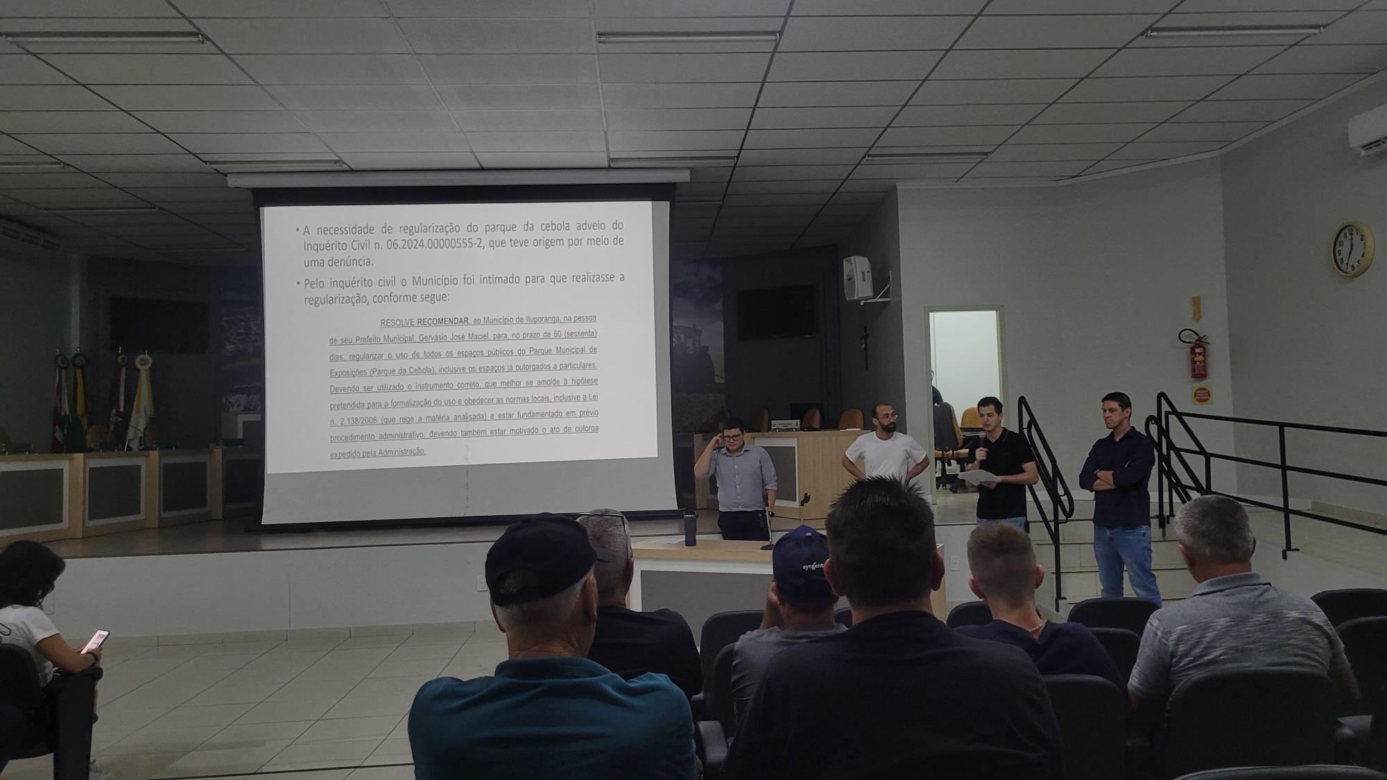 Populares dizem ser favoráveis a regulamentação de estruturas no Parque da Cebola durante Audiência Pública