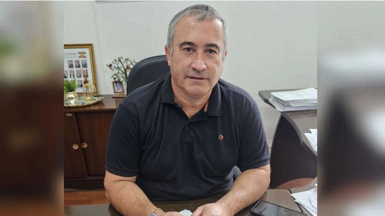Prefeito de Alfredo Wagner é preso em operação contra fraude em licitações e lavagem de dinheiro