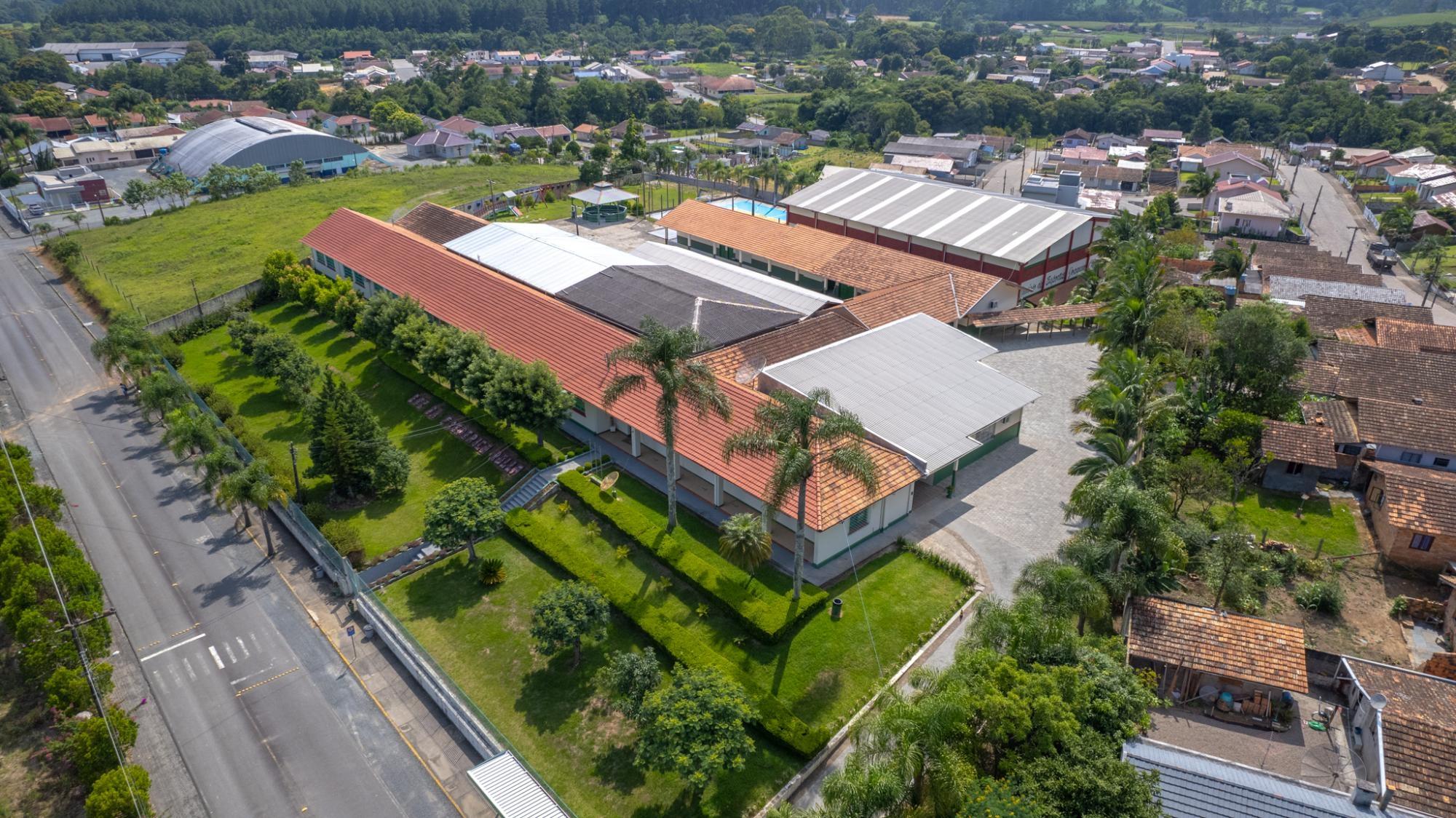 Prefeito de Atalanta esclarece informações sobre municipalização de escola do município