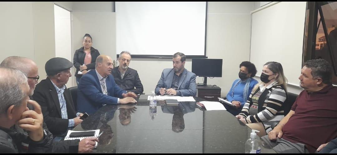 Prefeito de Aurora participa de audiência em Florianópolis com o secretário de estado da saúde e o governador