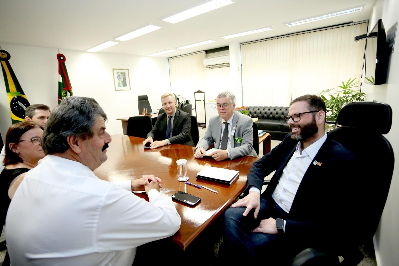 Prefeito de Imbuia fala sobre viagem a Brasília e conquistas para o município