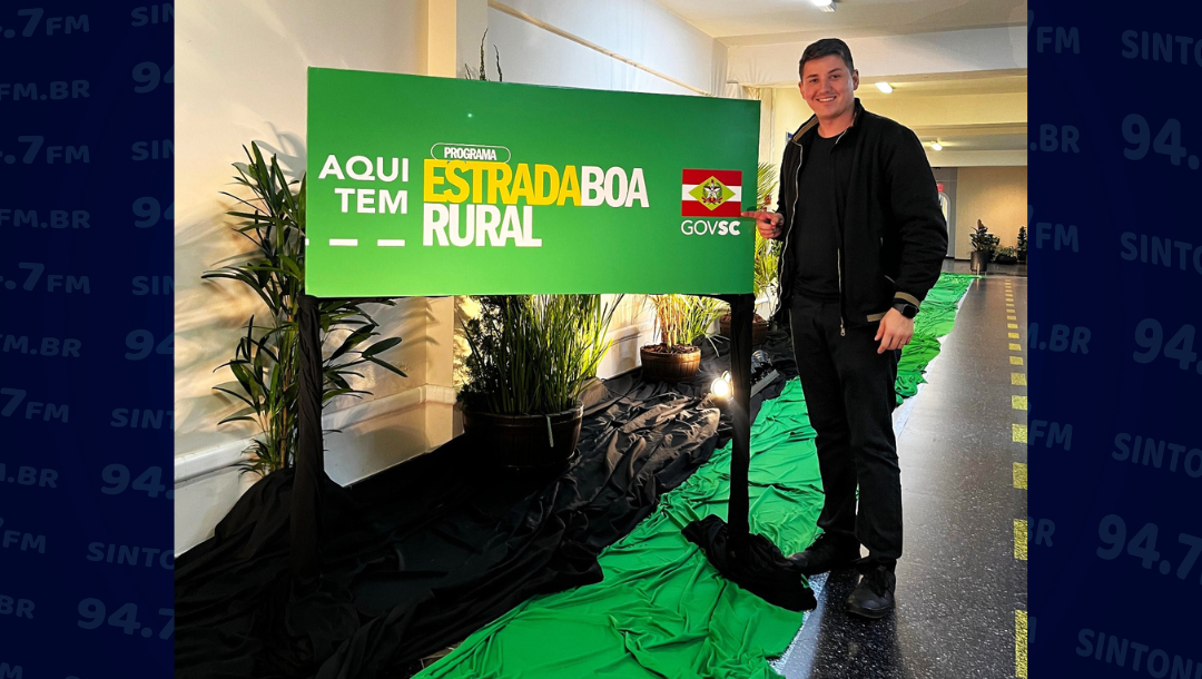 Prefeito de Petrolândia participa do lançamento do Programa Estrada Boa Rural do Governo no Estado
