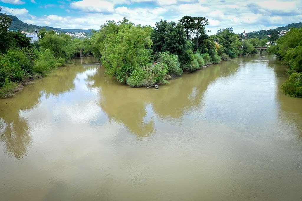 Prefeito de Rio do Sul cobra agilidade do IMA para liberar obras contra cheias na região