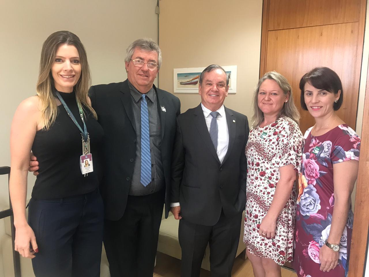 Prefeito e secretárias de Imbuia viajam a Brasília em busca de recursos para o município
