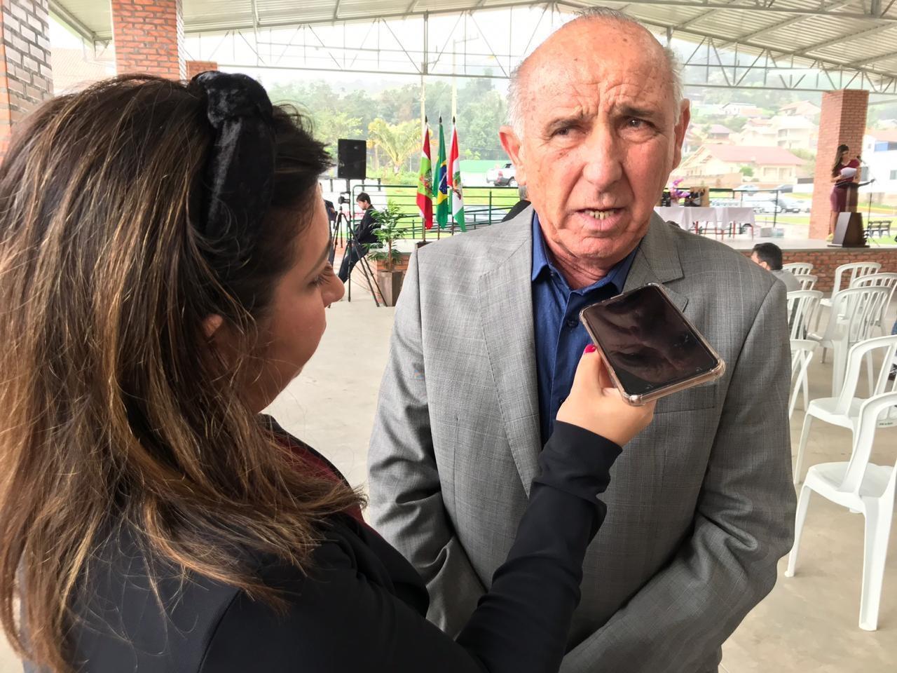 Prefeitos da Região da Cebola aproveitam visita de Governador e Ministro ao Alto Vale e apresentam demandas para as cidades