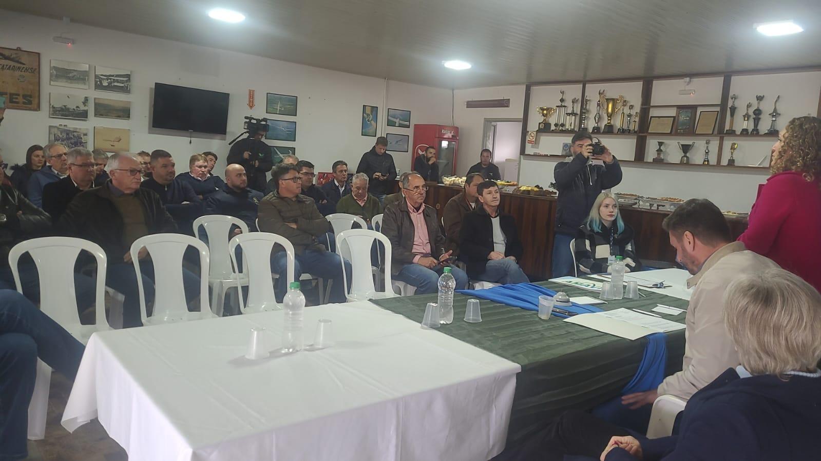 Prefeitos do Alto Vale discutem sobre segurança nas escolas