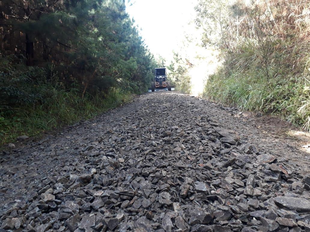 Prefeitura de Bom Retiro prioriza recuperação no interior e na cidade