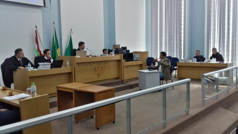 Presidente da Câmara de Chapecó é condenado a 8 anos de prisão por dirigir embriagado