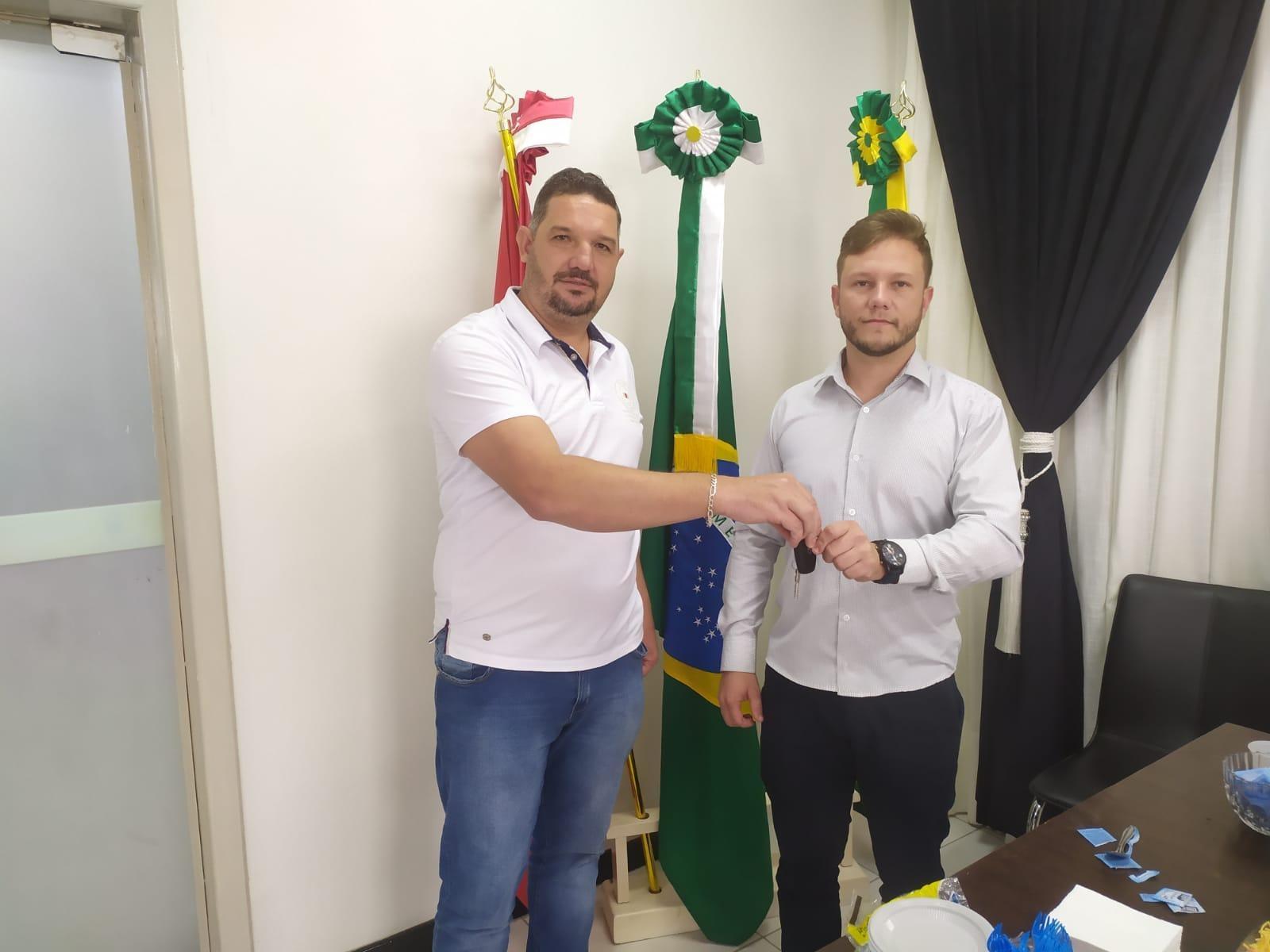 Presidente da câmara assume administração de Aurora
