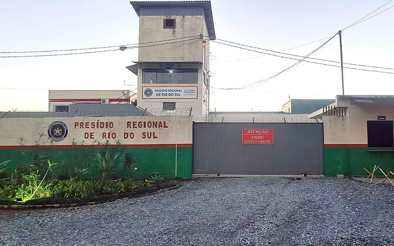 Presídio de Rio do Sul comporta 442 presos, 59% a mais do que a capacidade máxima