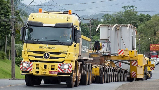 Escolta de transformador causará lentidão na BR-470 neste sábado (5)