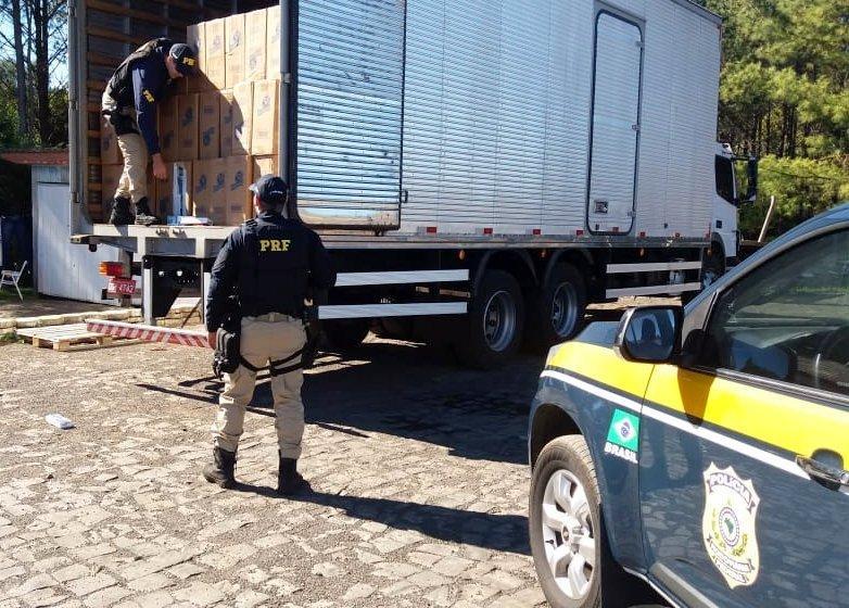 PRF apreende 370 mil maços de cigarros contrabandeados em Vargem Bonita