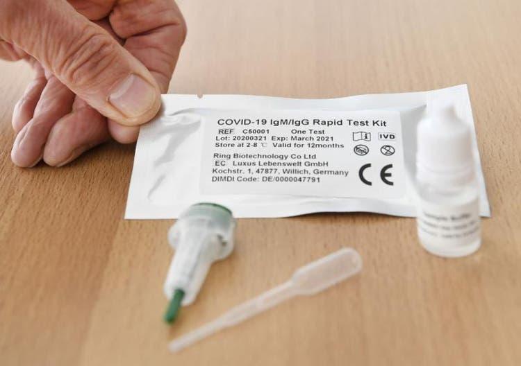 Profissionais da saúde, segurança e salvamento fazem testes de coronavírus em Ituporanga