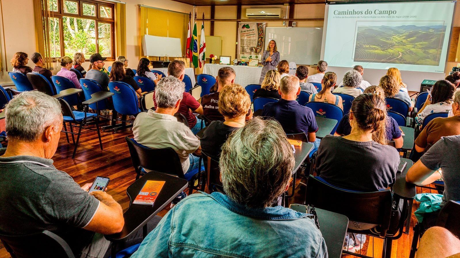 Programa Caminhos do Campo recebe prêmio nacional e amplia turismo rural no Alto Vale