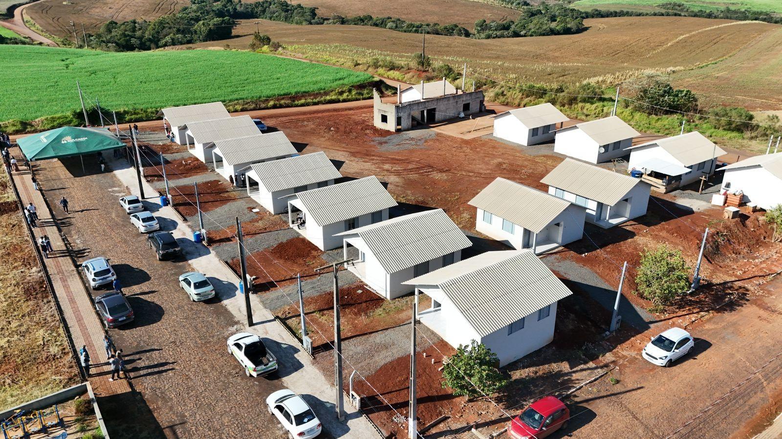 Programa Casa Catarina amplia faixa de renda e vai construir 5 mil moradias em Santa Catarina