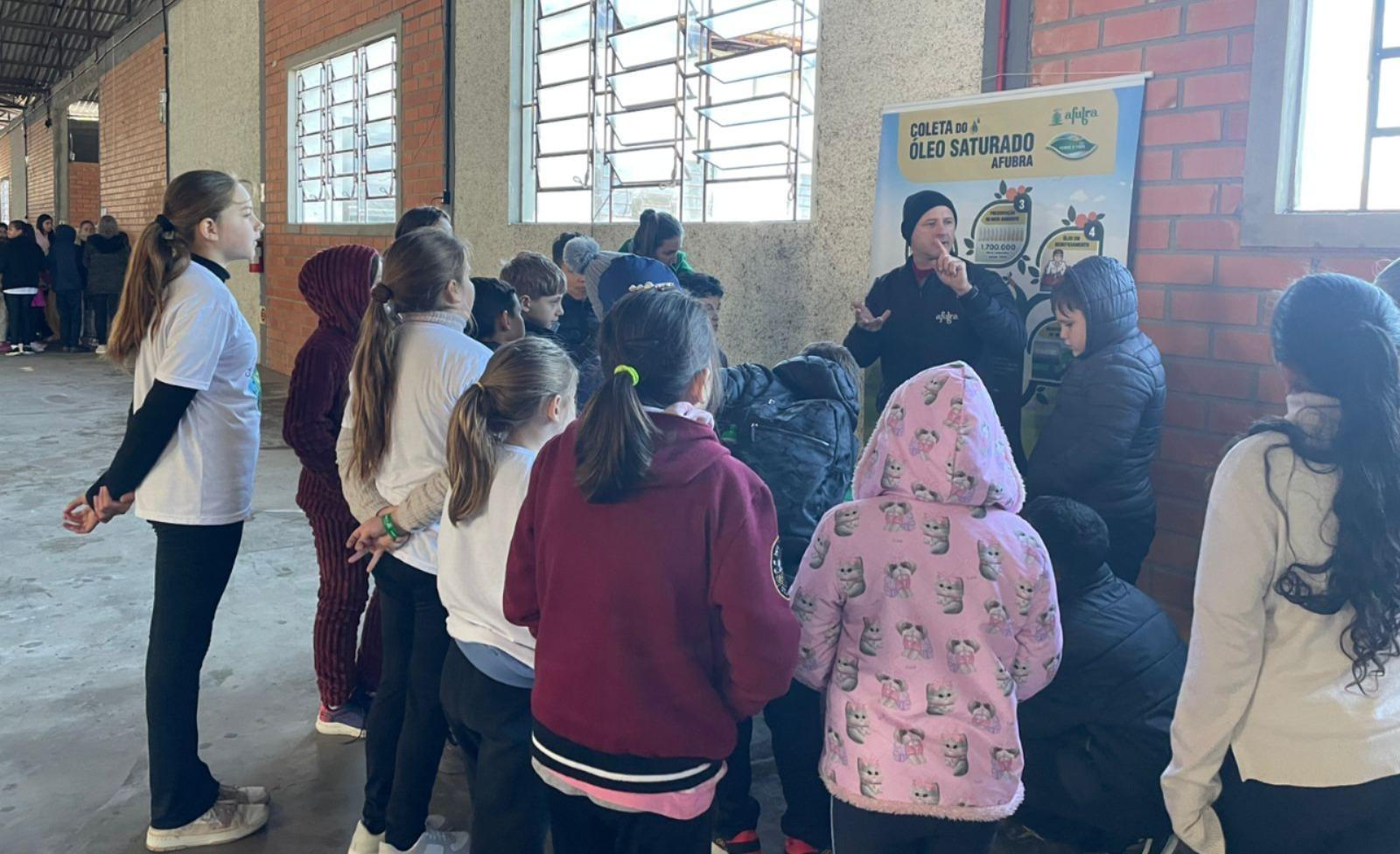 Programa Verde é Vida reúne estudantes em gincana sobre meio ambiente em Ituporanga
