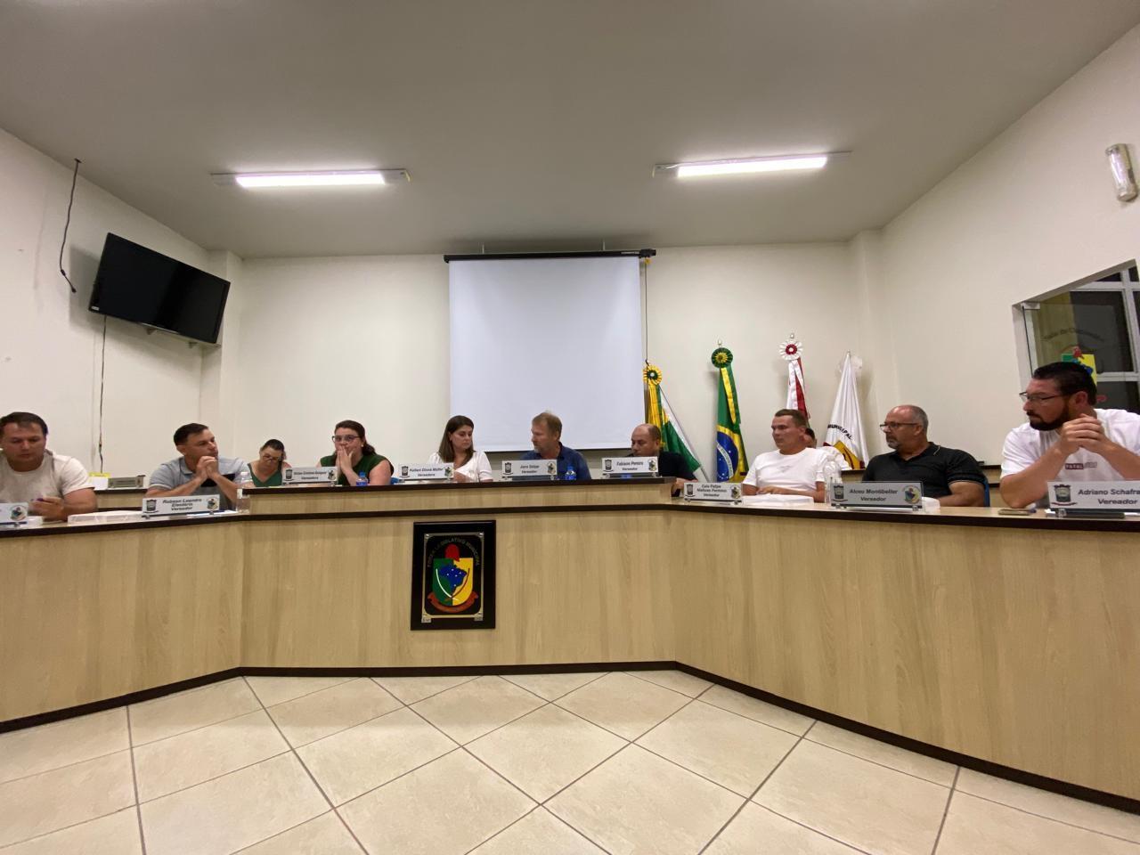 Projeto de Lei para desapropriação de pedreira em Aurora é aprovado em Sessão Extraordinária
