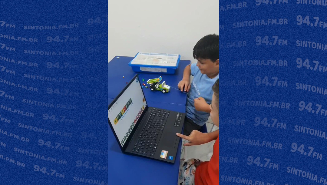 Projeto "Explorando o Mundo da Robótica: Férias Inteligentes" segue até início de fevereiro em Ituporanga