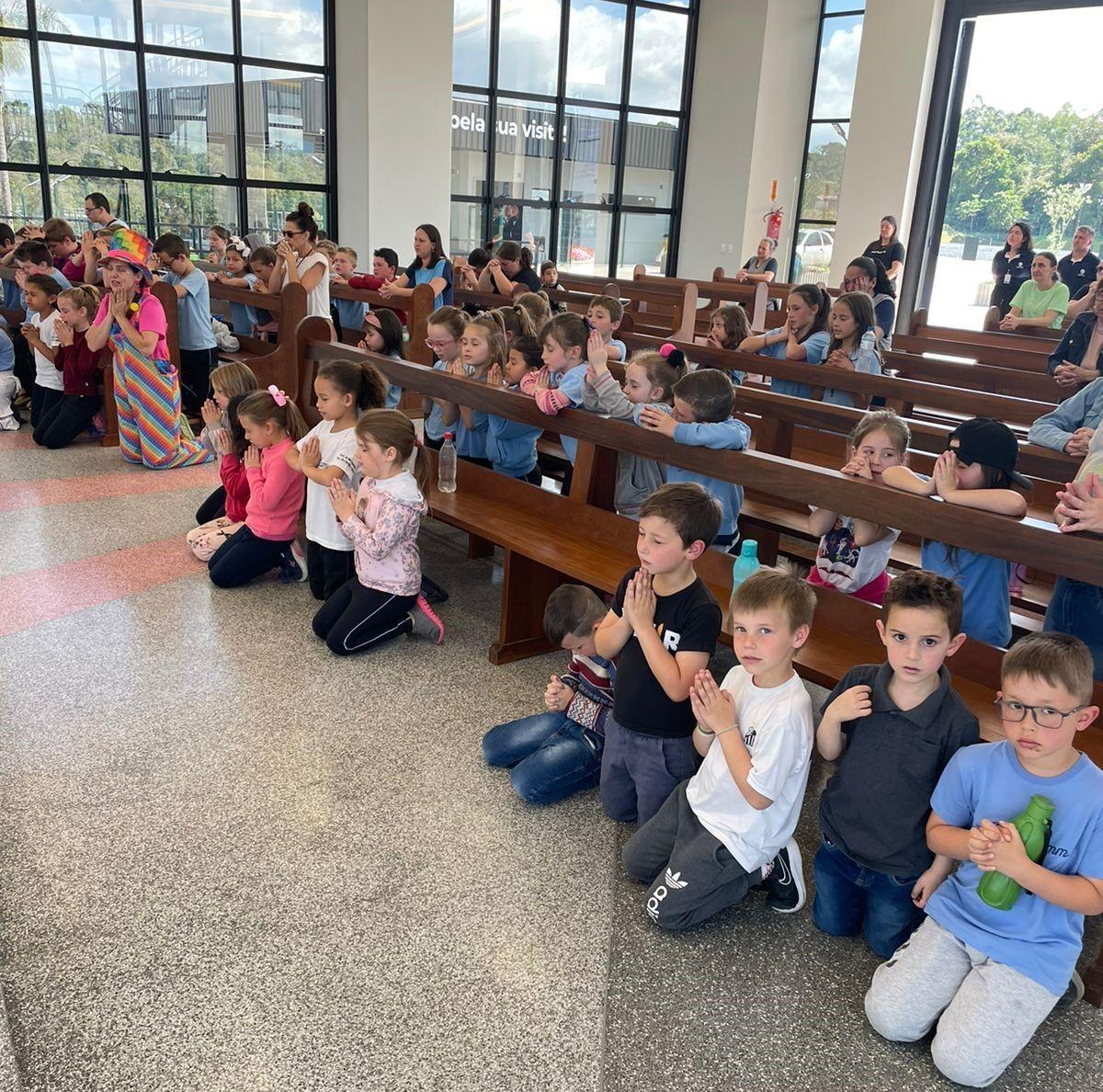 Projeto Turista do Futuro é desenvolvido no Santuário de Nossa Senhora de Lourdes e do Louvor