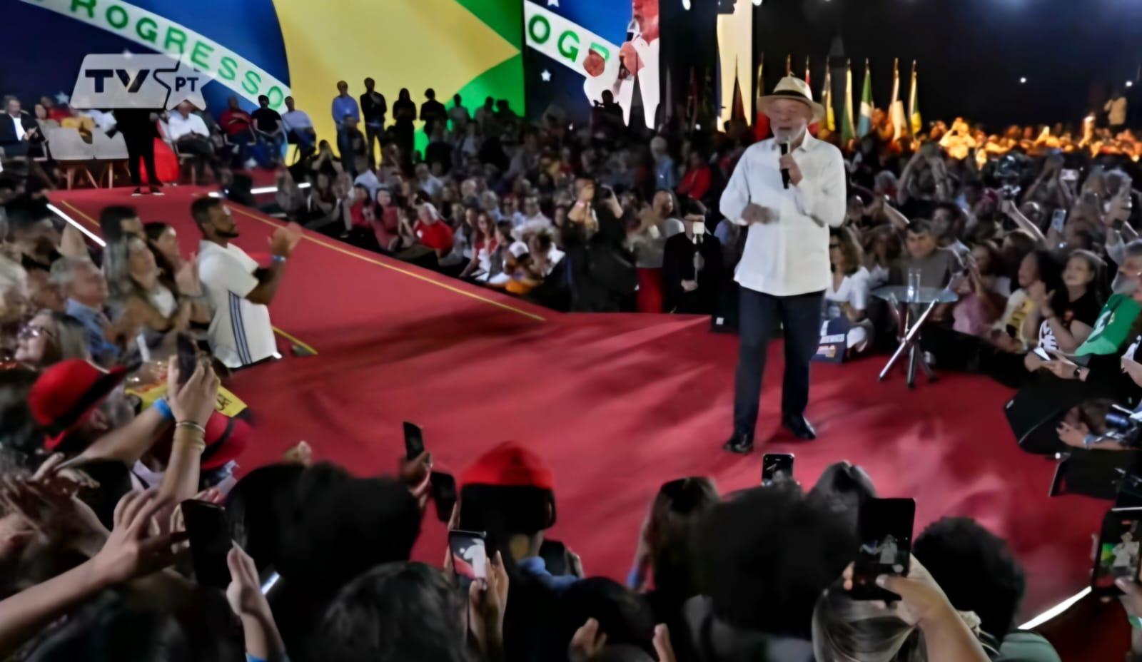 PT confirma a candidatura à reeleição de Lula ao Palácio do Planalto