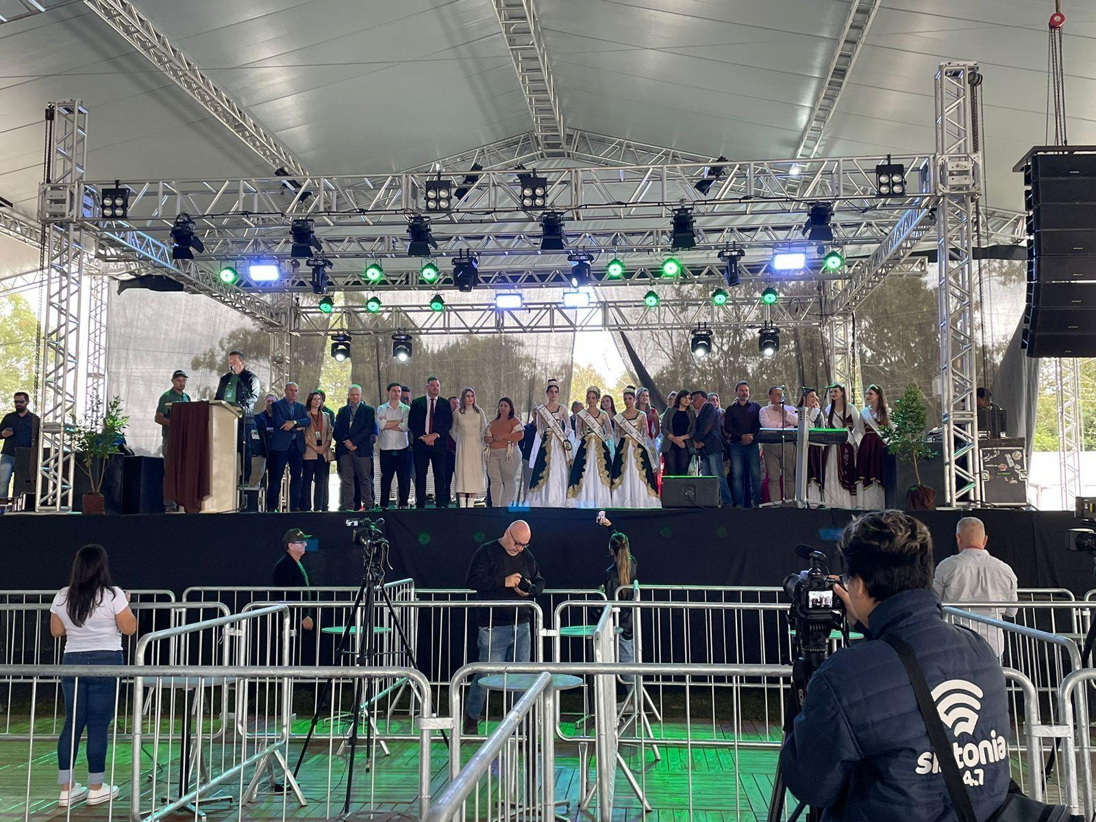 Realizada a abertura oficial da 1ª ExpoAurora