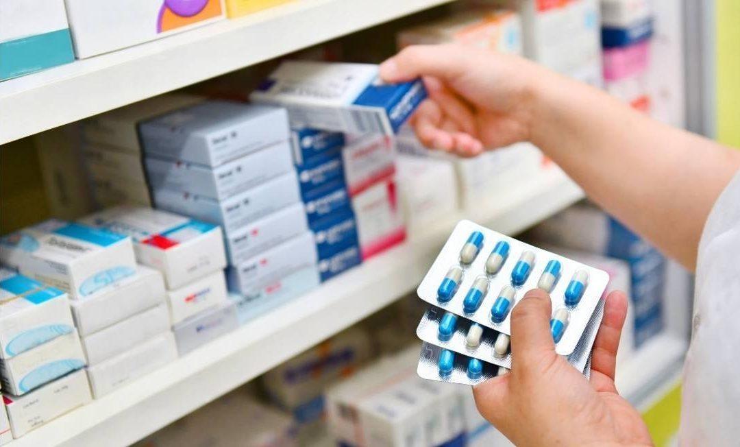 Em Aurora, pacientes de medicação de uso contínuo agora vão ter que passar por consulta para renovar a receita 