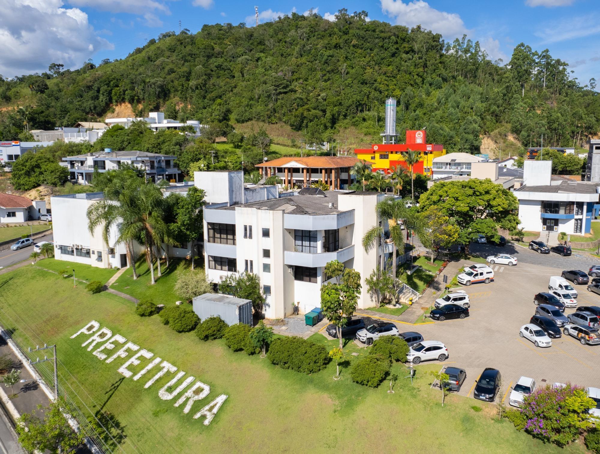 Repartições públicas municipais não terão expediente quinta e sexta-feira (12 e 13) em Ituporanga