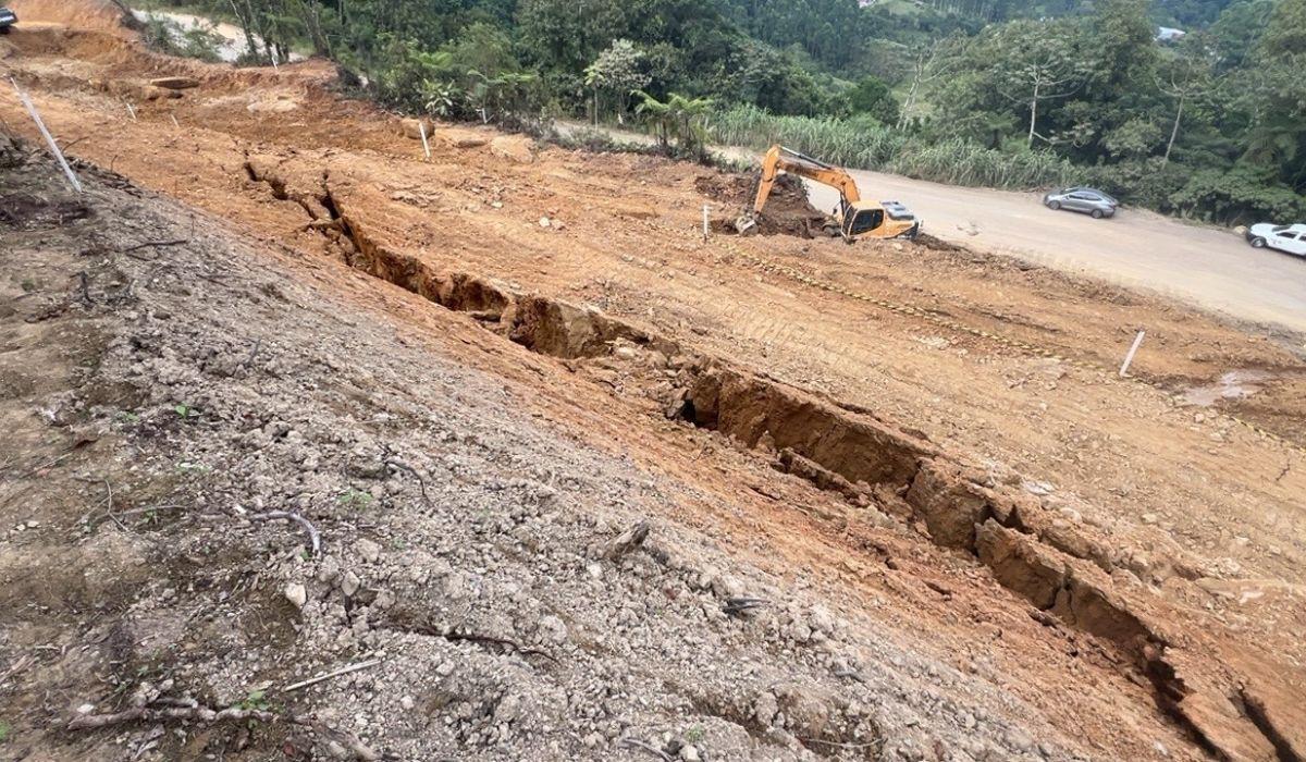 Rodovia entre Rio do Sul e Presidente Getúlio é interditada por tempo indeterminado