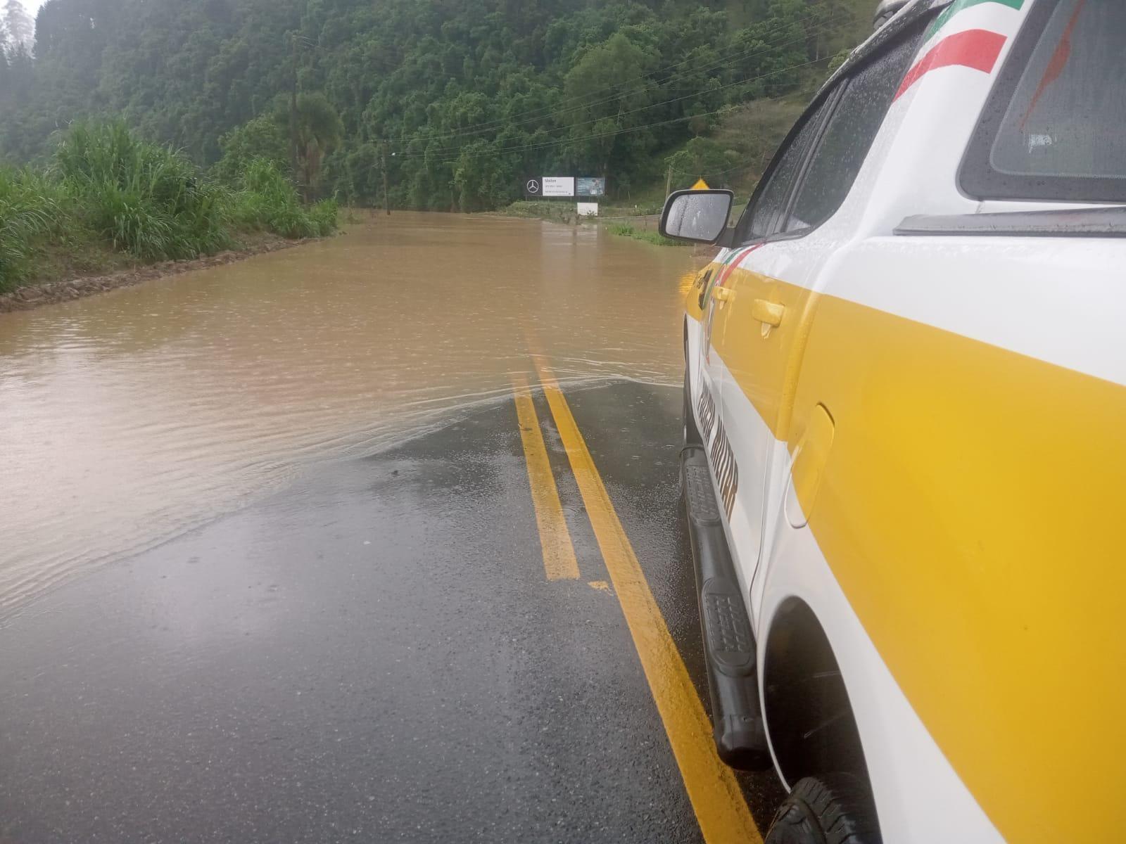 Rodovia SC-350 está totalmente interditada