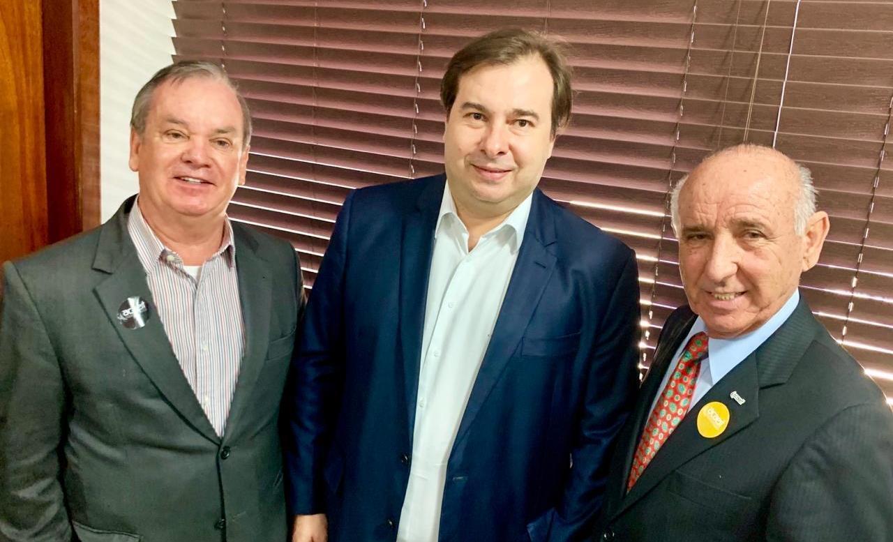 Rodrigo Maia fala sobre Reforma Tributária no Momento Brasil