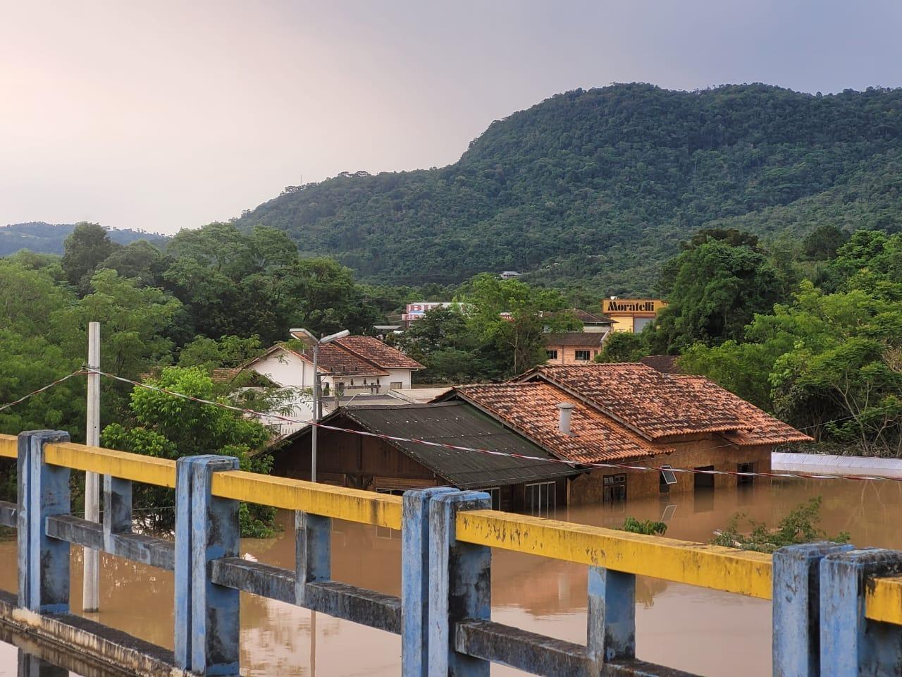 Saiba como deve ficar o nível do rio Itajaí-Açu nos próximos dias
