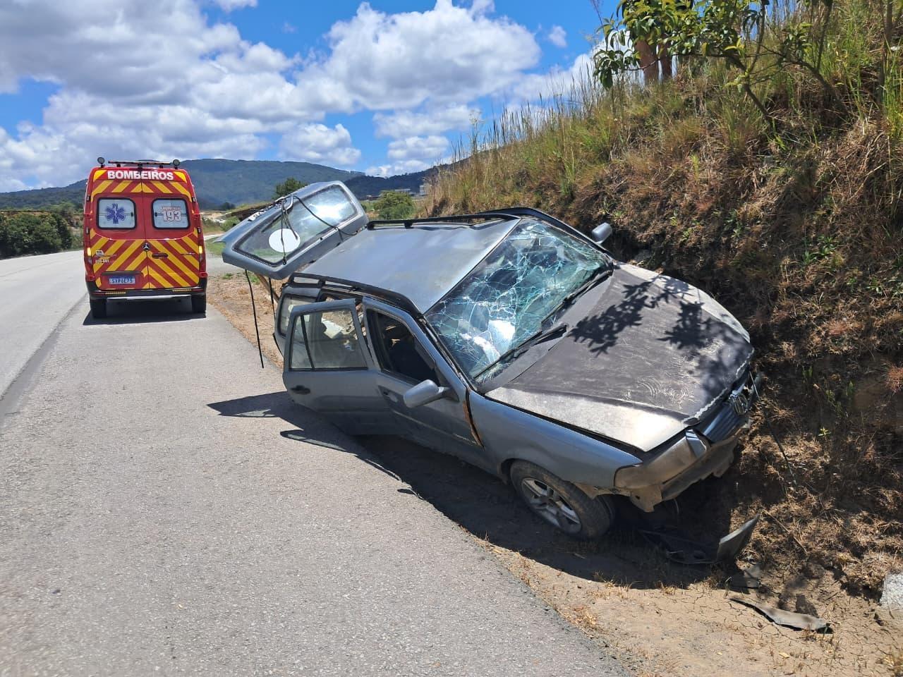 Saída de pista na BR-282 deixa homem ferido em Bom Retiro