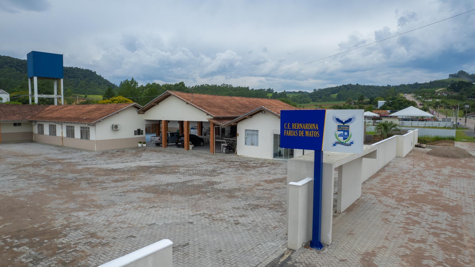 Sala do Empreendedor de Ituporanga promove capacitação para empresários na Escola Bernardina