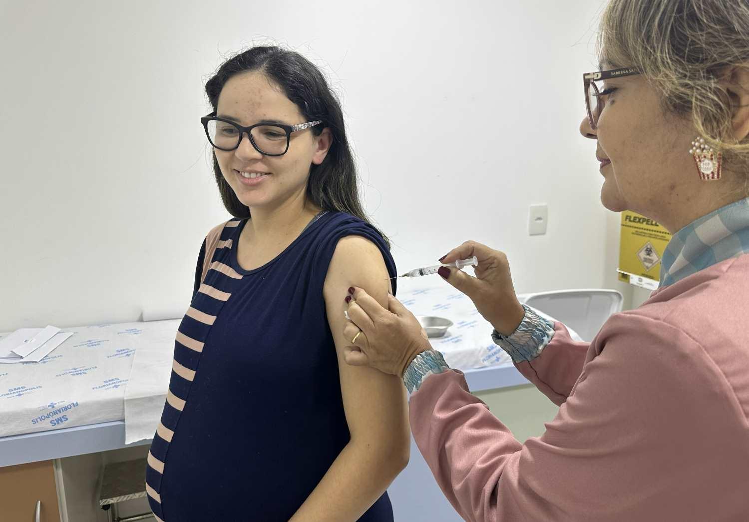 SC amplia vacinação contra a gripe para toda a população acima de 6 meses