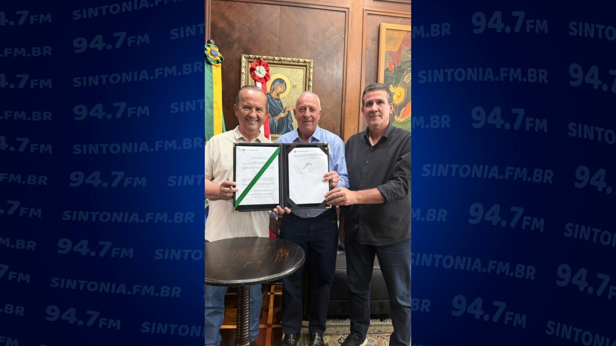 SC proíbe venda de leite em pó importado reconstituído como leite fluido