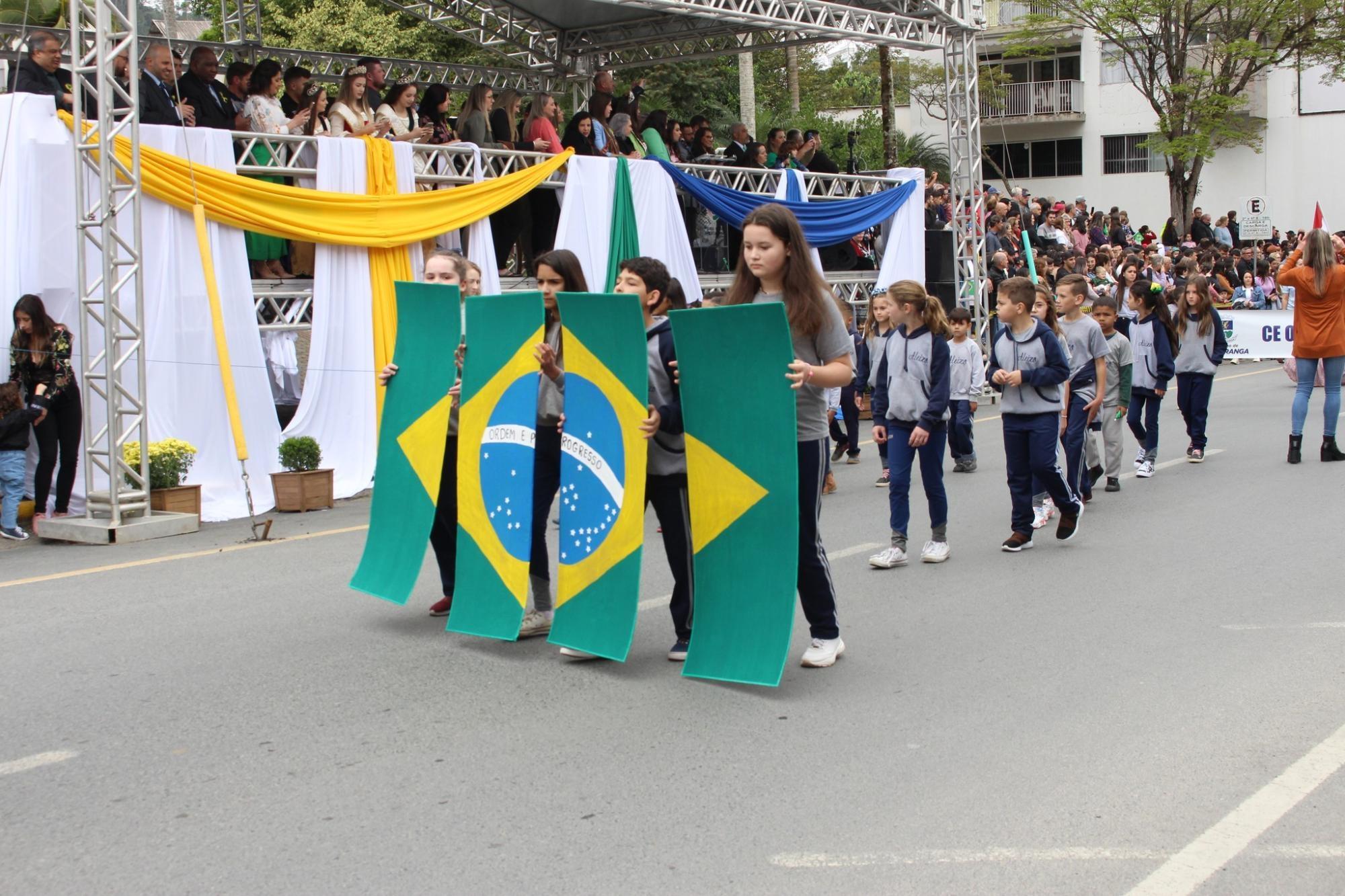 Secretaria de Educação de Ituporanga realiza programação especial na semana da Pátria