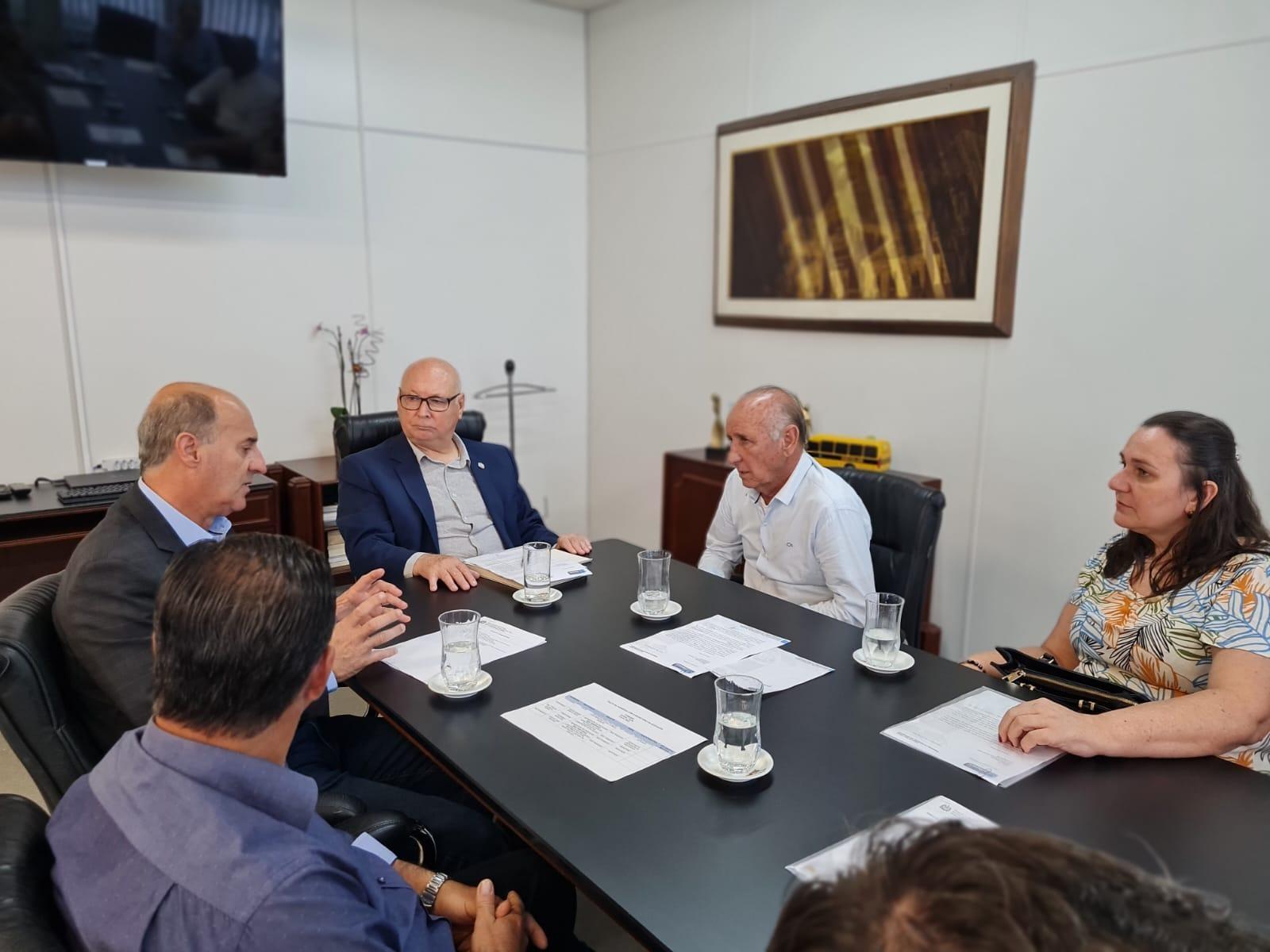 Secretaria de Educação do Estado será parceira de Ituporanga para concluir obras no ginásio da FUCAS