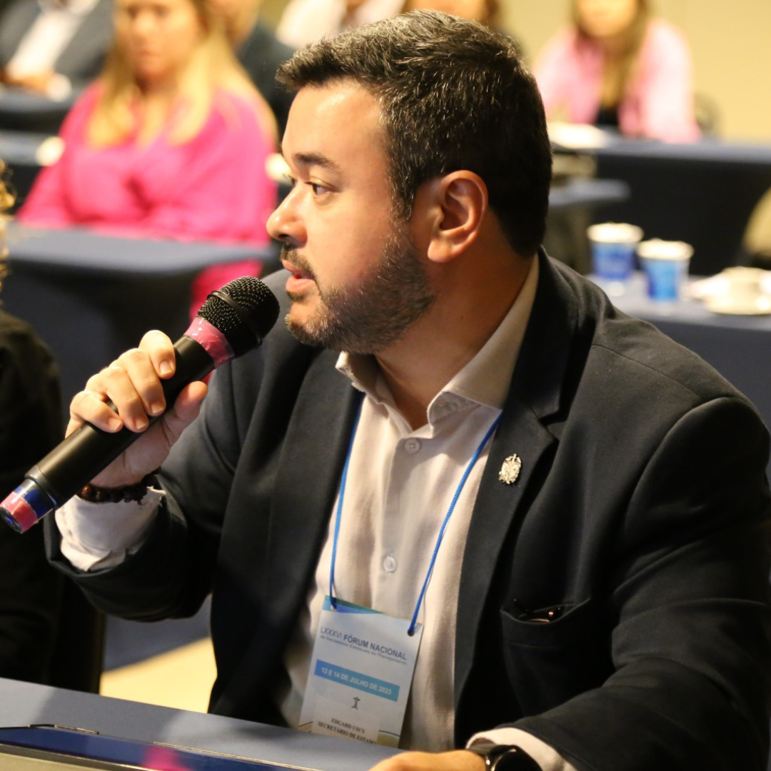 Secretário de Estado do Planejamento participa da assembleia de prefeitos da Amavi na Fersul