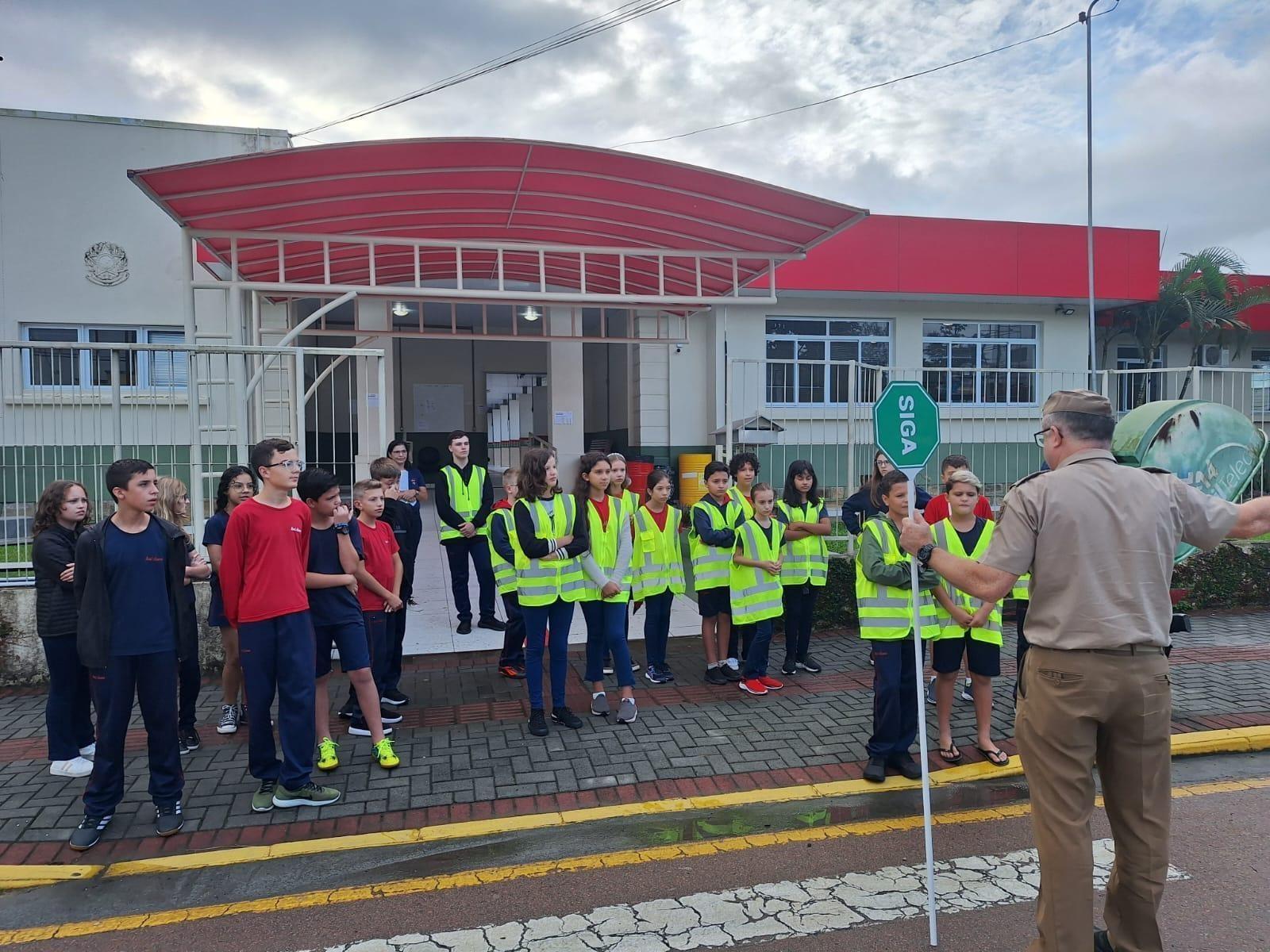 Segunda turma do Projeto Aluno Guia começa a atuar em Ituporanga