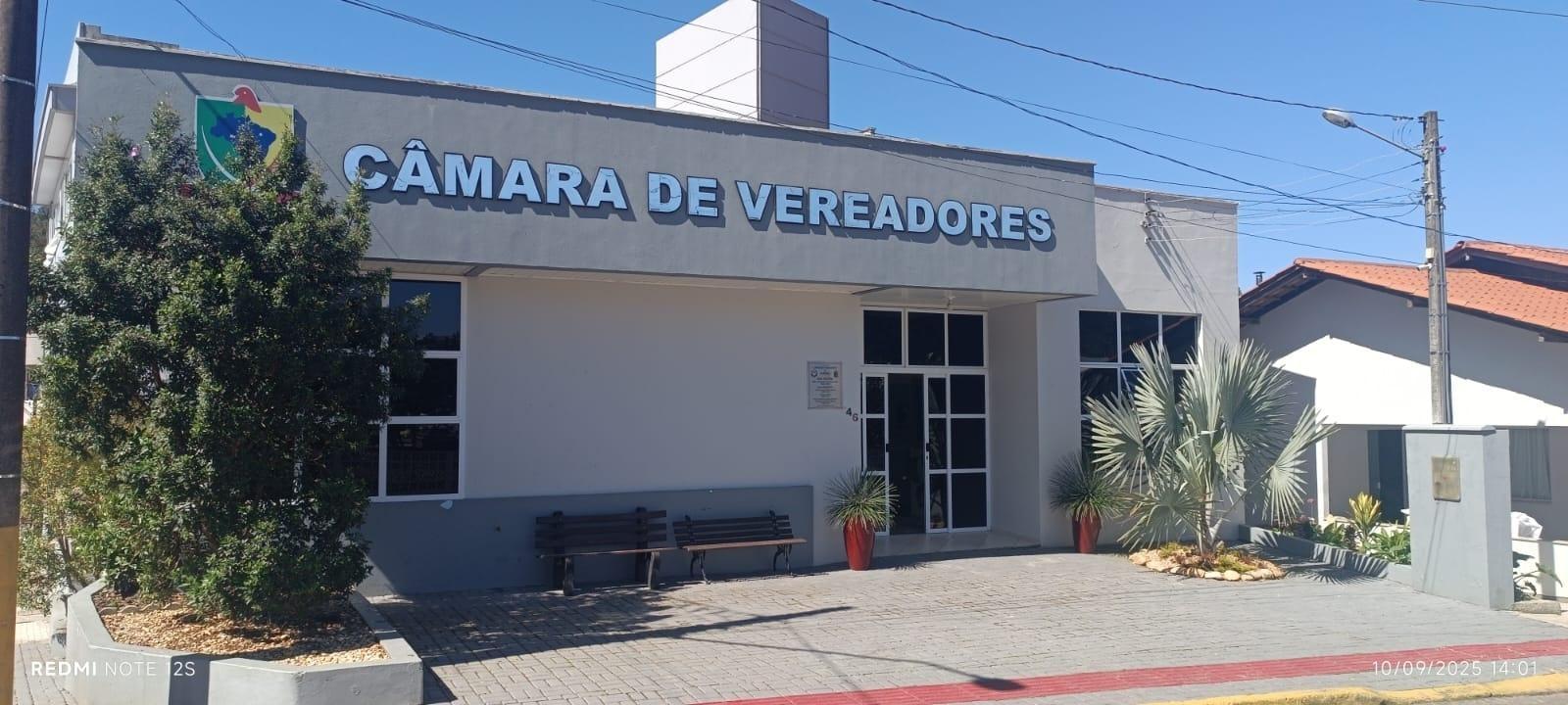 Segurança no trânsito e estradas do interior pautam sessão em Aurora