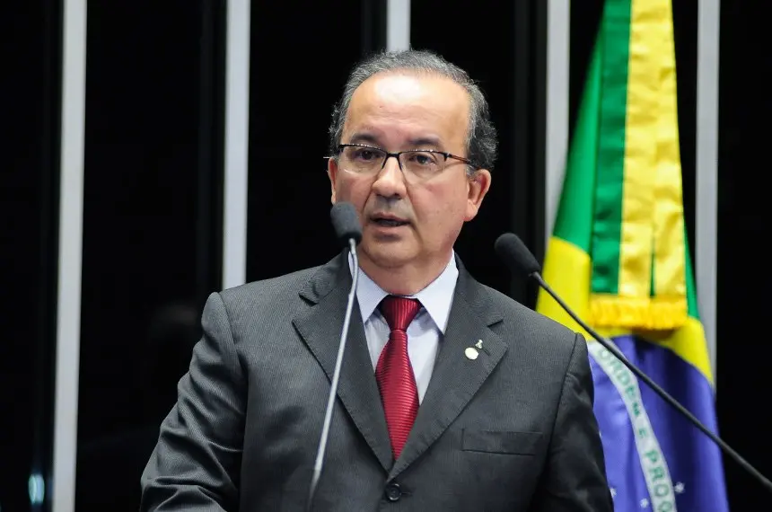 Senado aprova PL que proíbe bancos de cobrar tarifas por serviços não utilizados pelo consumidor