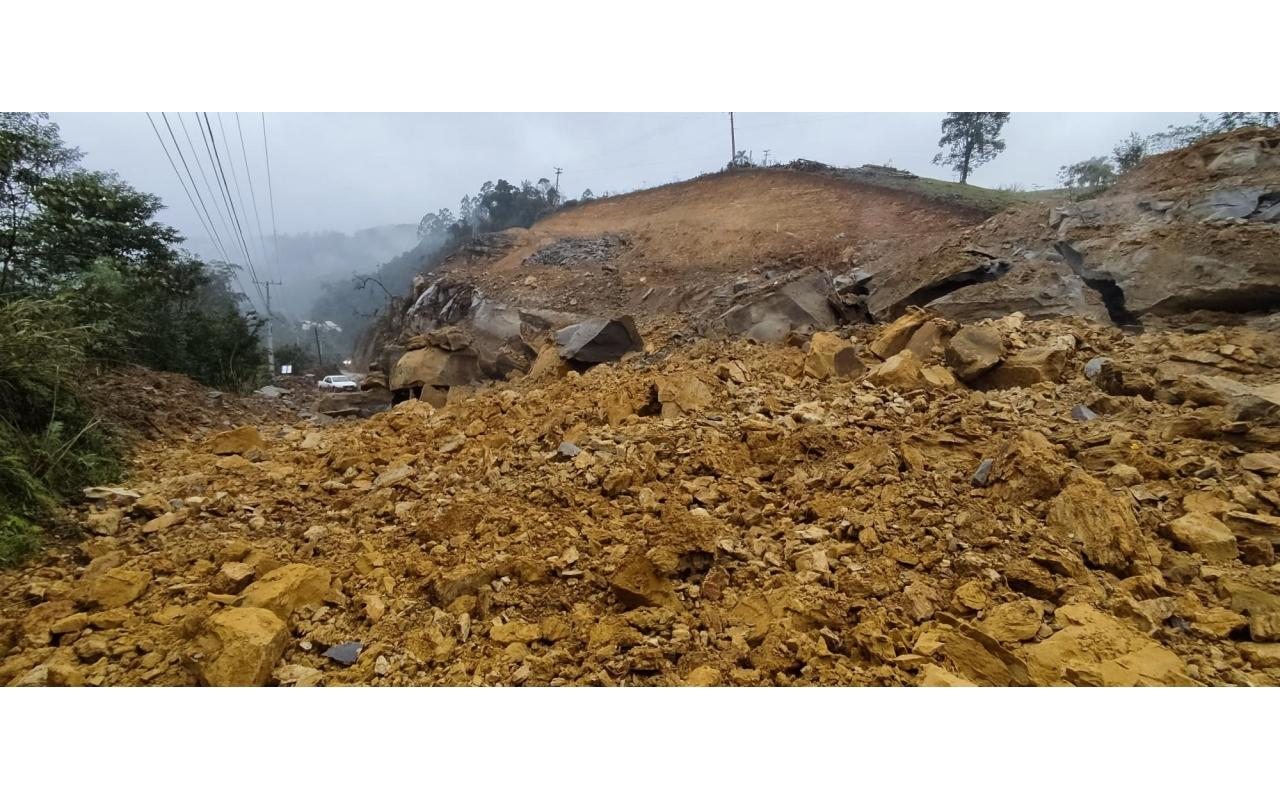 Serra de Águas Negras em Ituporanga será interditada na tarde desta terça-feira (08)