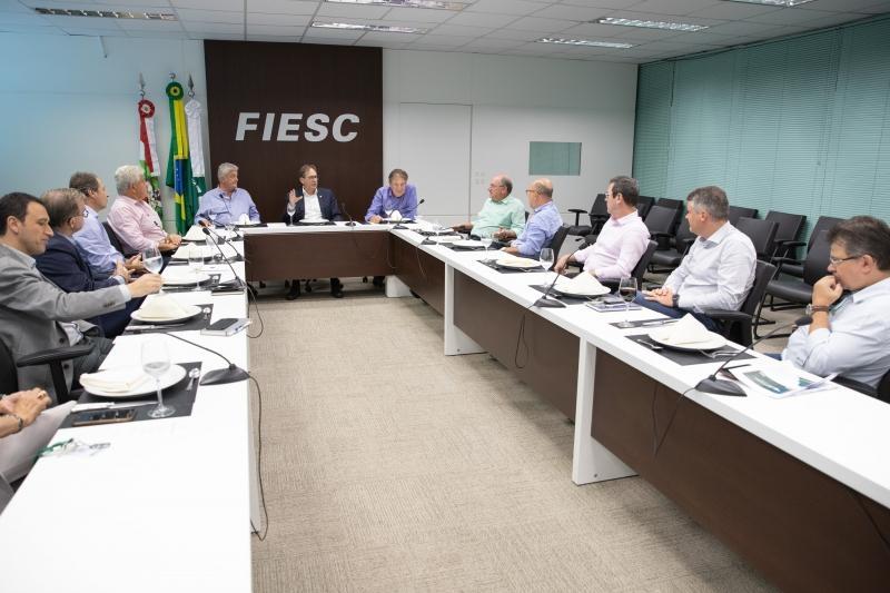 Setores empresarial e de comunicação defendem reforma da previdência estadual 