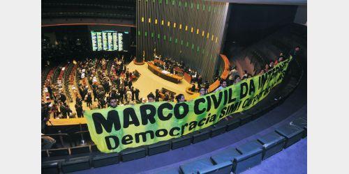 STF discute regras do Marco Civil da Internet nesta terça-feira (28)